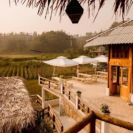 Le Chalet Homestay Bac Ha  Exterior photo